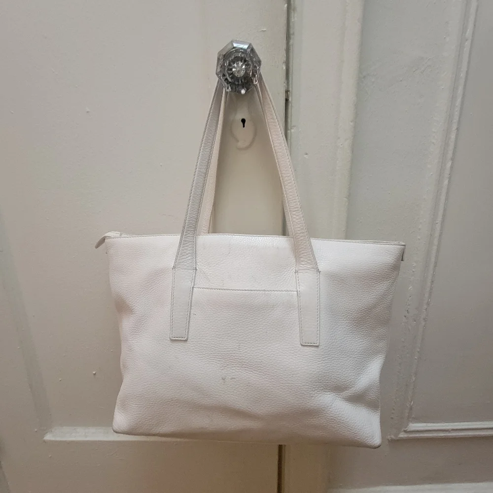 Tory Burch Meyer Plaque Pebbled Cream‎ Leather Tote. Old Money Quiet Luxury. - Picture 2 of 13